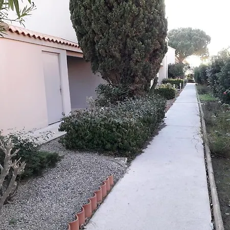 - - 4 Pers - Piscine Valras-Plage